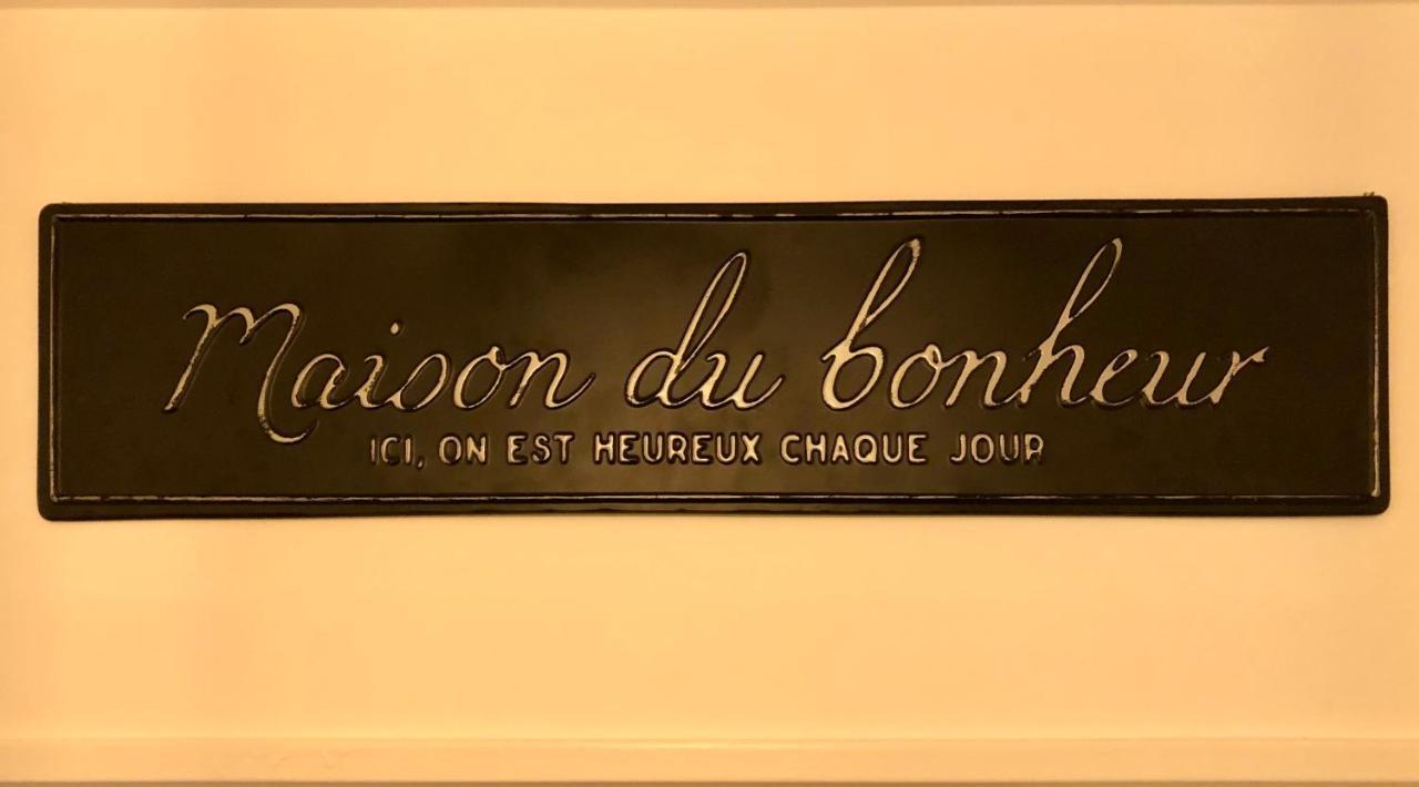 Happiness Disney Saint-Germain-sur-Morin Exterior foto